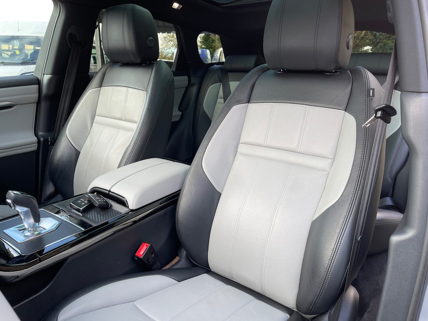 Used Land Rover Range Rover Evoque 2019 for sale - 77571184: Photo 28