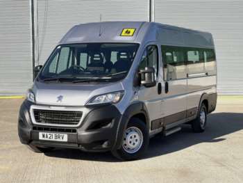 2021 (21) - 2.2 BLUEHDI L4H2 17 seat Lightweight Non D1 minibus with parking sensors 5-Door