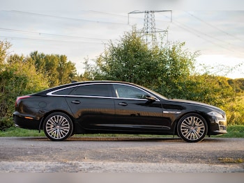 Used Jaguar XJ 2016 for sale - 76070517: Photo 3