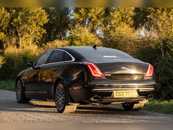Used Jaguar XJ 2016 for sale - 76070517: Photo 4