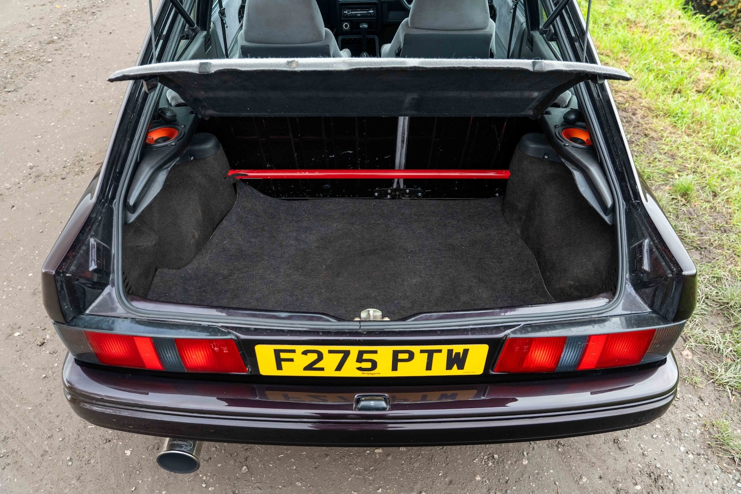 Used Ford Escort 1989 for sale - 76590248: Photo 18