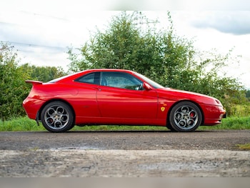 Used Alfa Romeo GTV  for sale - 75869578: Photo
