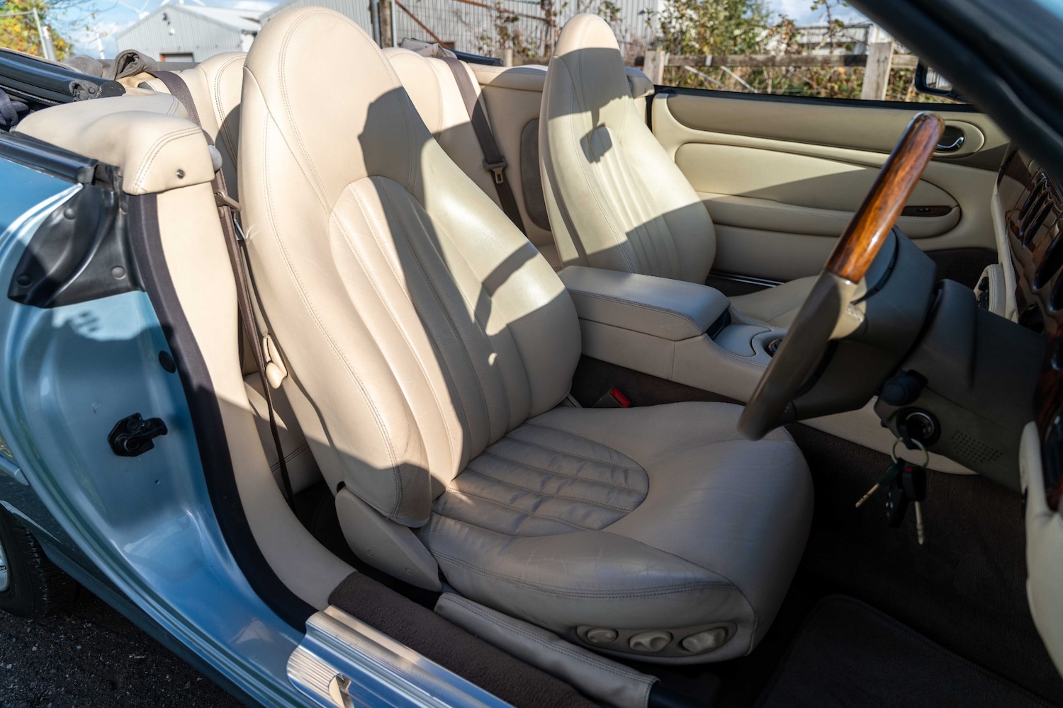 Used Jaguar XK8 1997 for sale - 76590100: Photo 13