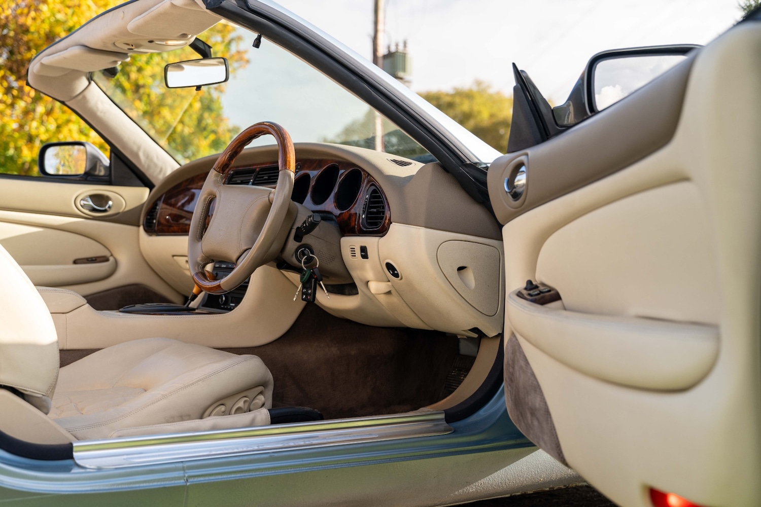 Used Jaguar XK8 1997 for sale - 76590100: Photo 14