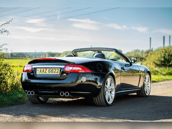 Used Jaguar XKR undefined for sale - 76041542: Photo