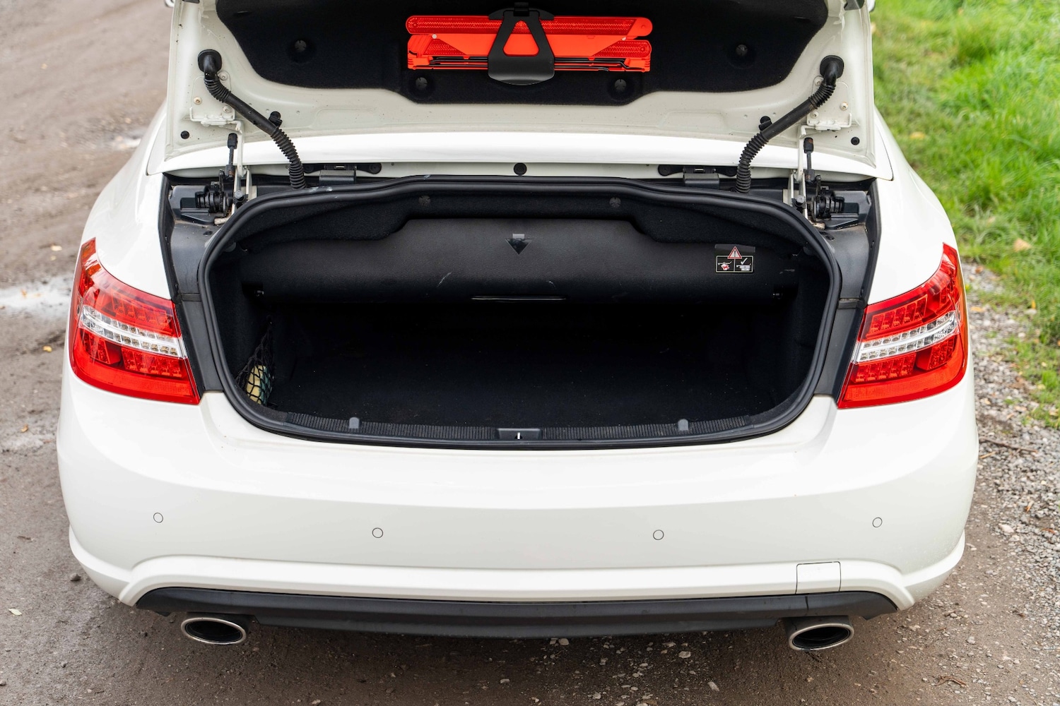 Used Mercedes-Benz E Class 2011 for sale - 76590226: Photo 15