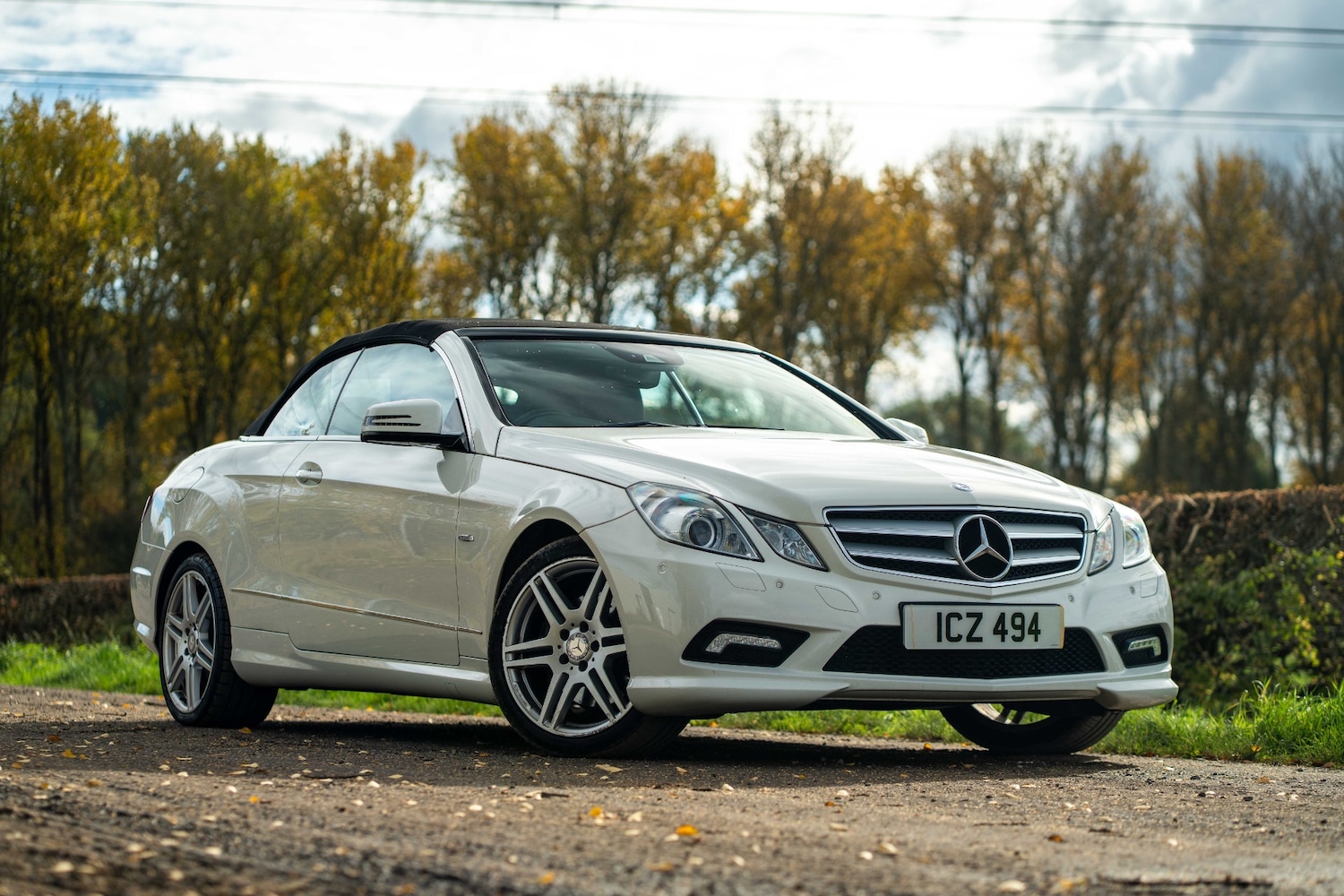 Used Mercedes-Benz E Class 2011 for sale - 76590226: Photo 2