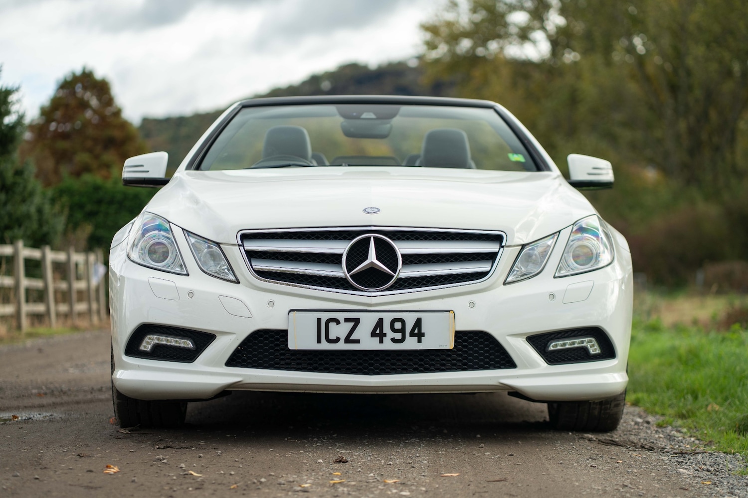 Used Mercedes-Benz E Class 2011 for sale - 76590226: Photo 3