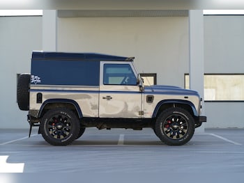 Used Land Rover Defender 2010 for sale - 76594733: Photo