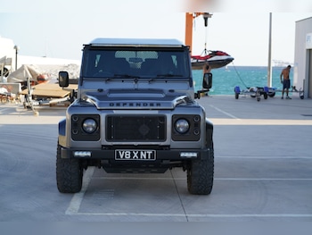 Used Land Rover Defender 2010 for sale - 76594733: Photo