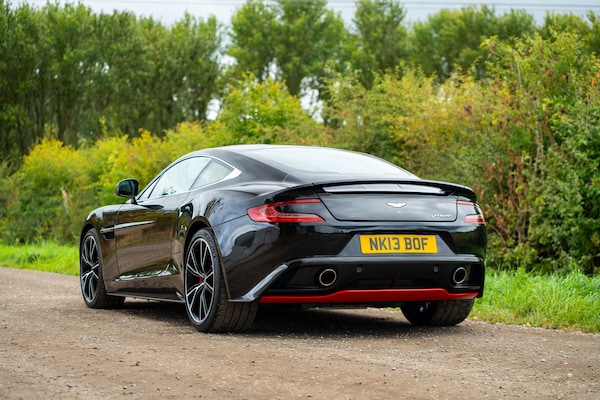 Used Aston Martin Vanquish 2013 for sale - 75869519: Photo 4