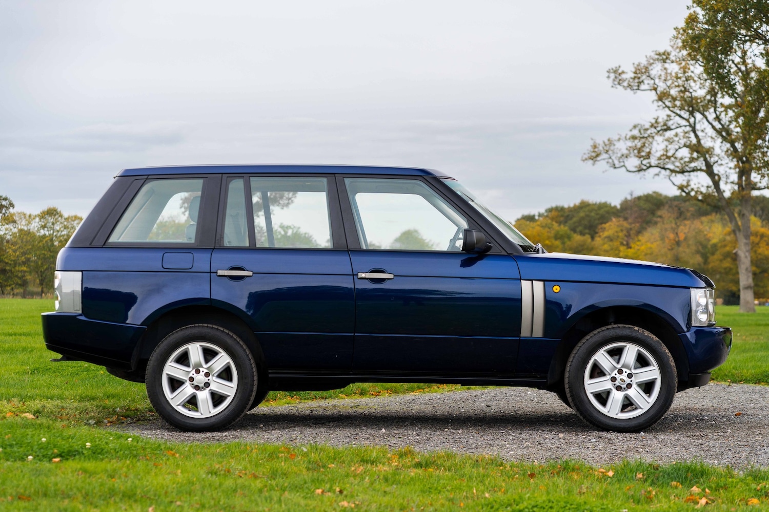 Used Land Rover Range Rover 2002 for sale - 76553814: Photo 2