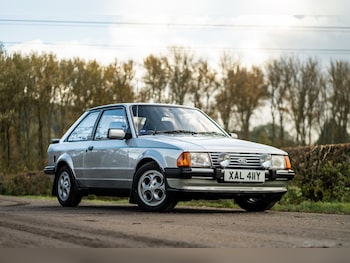 1982 - XR3i 3dr