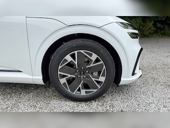 Used Genesis GV60 2026 for sale - 78890647: Photo