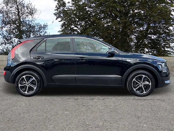 Used Kia Niro 2023 for sale - 76022104: Photo 3