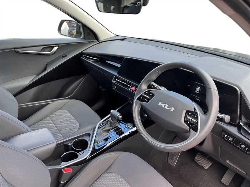 Used Kia Niro 2023 for sale - 76022104: Photo 8