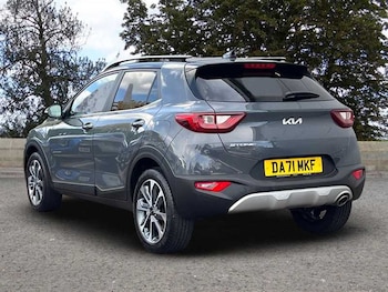 Used Kia Stonic 2021 for sale - 76447269: Photo