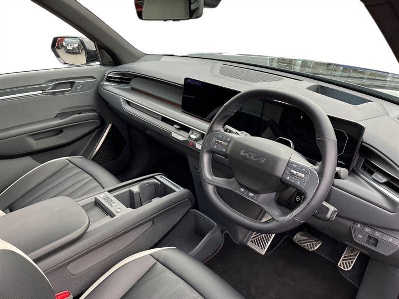 Used Kia EV9 2025 for sale - 76180274: Photo 8