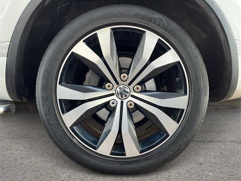 Used Volkswagen Touareg 2016 for sale - 76928283: Photo 6