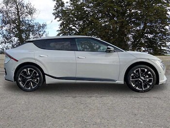 Used Kia EV6 2024 for sale - 76705809: Photo