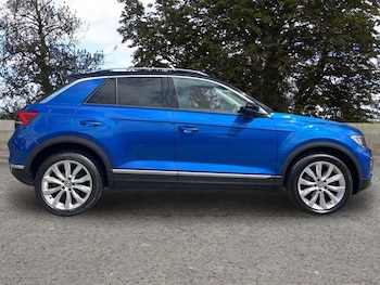 Used Volkswagen T-Roc 2018 for sale - 78868670: Photo