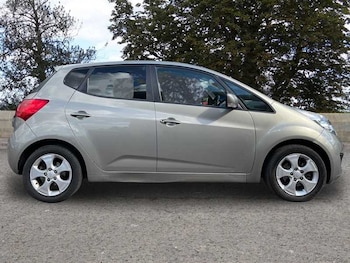 Used Kia Venga 2013 for sale - 77927651: Photo