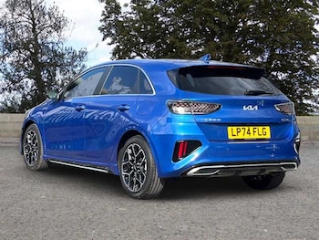 Used Kia Ceed 2025 for sale - 77960199: Photo