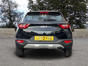 Used Kia Stonic 2023 for sale - 77122825: Photo