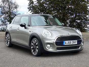 Used MINI Hatch 2016 for sale - 79256978: Photo