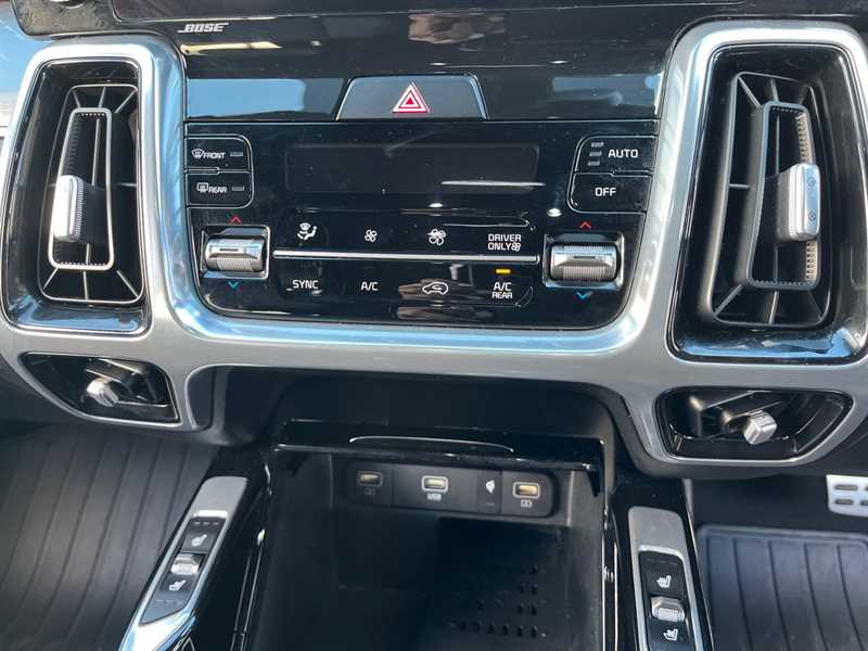 Used Kia Sorento 2023 for sale - 76705796: Photo 12