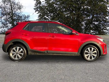 Used Kia Stonic 2022 for sale - 76447276: Photo