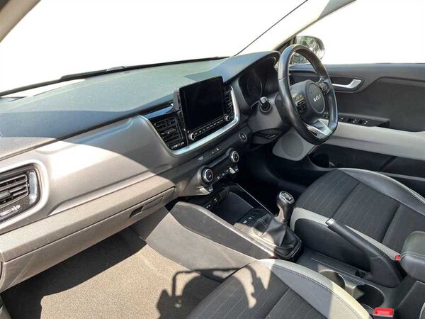 Used Kia Stonic 2021 for sale - 75373075: Photo 7