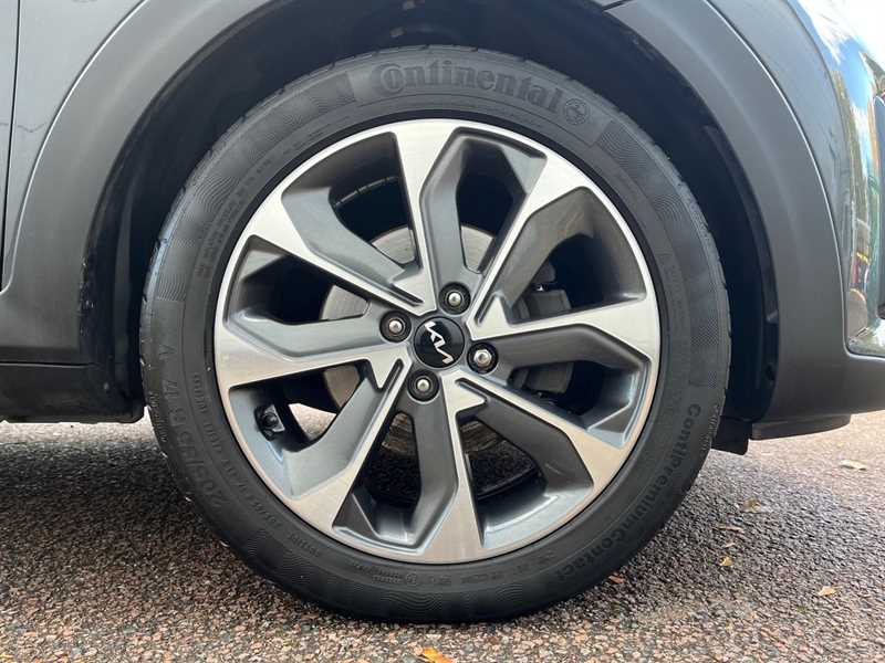Used Kia Stonic 2021 for sale - 76155130: Photo 6