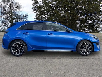 Used Kia Ceed 2025 for sale - 78690004: Photo
