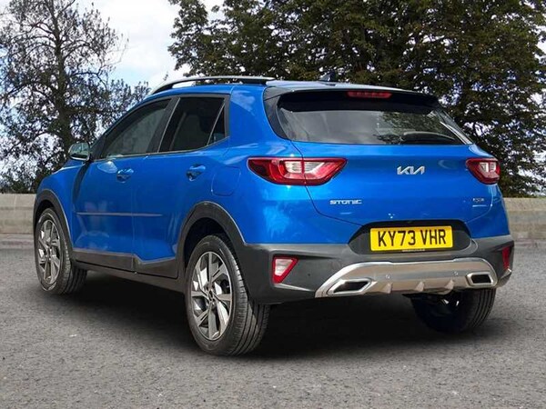 Used Kia Stonic 2023 for sale - 75302891: Photo 2