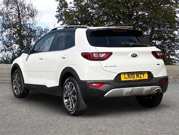 Used Kia Stonic 2018 for sale - 79523452: Photo