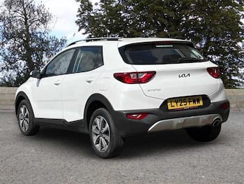 Used Kia Stonic 2025 for sale - 79647824: Photo