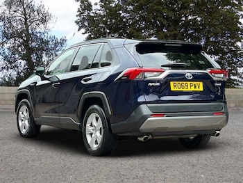 Used Toyota RAV4 2019 for sale - 75480050: Photo