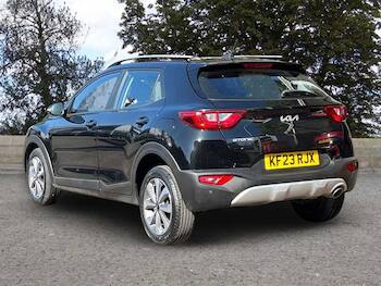 Used Kia Stonic 2023 for sale - 79728843: Photo