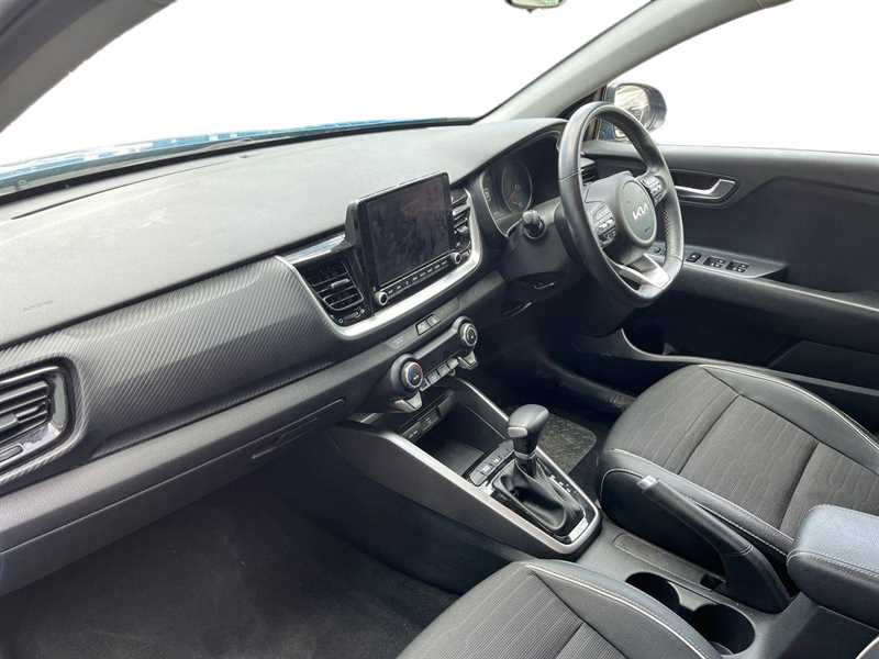 Used Kia Stonic 2023 for sale - 76773599: Photo 7