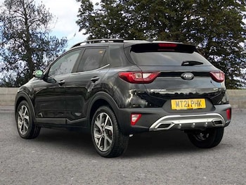 Used Kia Stonic 2021 for sale - 76447279: Photo