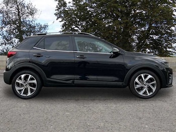 Used Kia Stonic 2021 for sale - 76447279: Photo