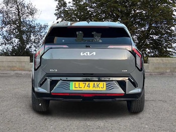 Used Kia EV3 2024 for sale - 76705810: Photo