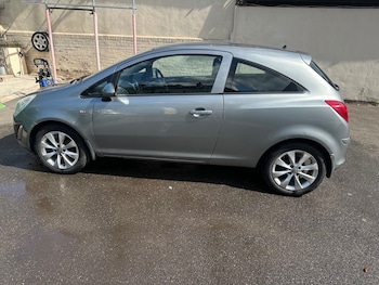 Used Vauxhall Corsa 2012 for sale - 79456926: Photo