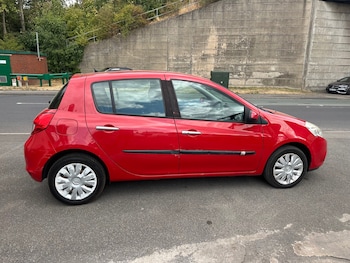 Used Renault Clio 2009 for sale - 79459381: Photo