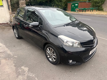 Used Toyota Yaris 2014 for sale - 79459467: Photo