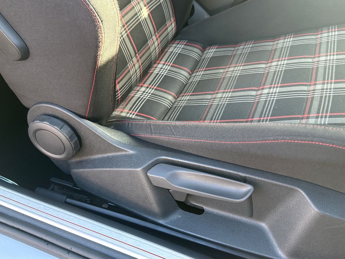 Used Volkswagen Golf 2018 for sale - 76462194: Photo 28