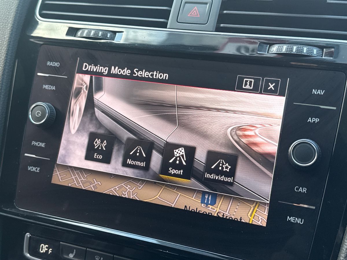 Used Volkswagen Golf 2018 for sale - 76462194: Photo 35