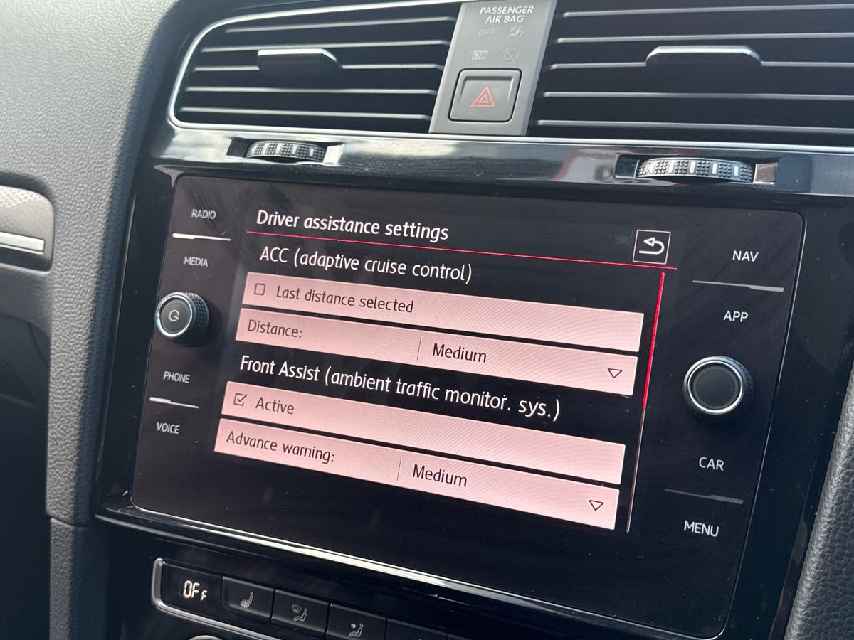 Used Volkswagen Golf 2018 for sale - 76462194: Photo 40