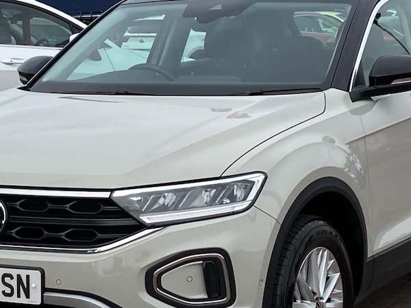 Used Volkswagen T-Roc 2023 for sale - 76206974: Photo 32